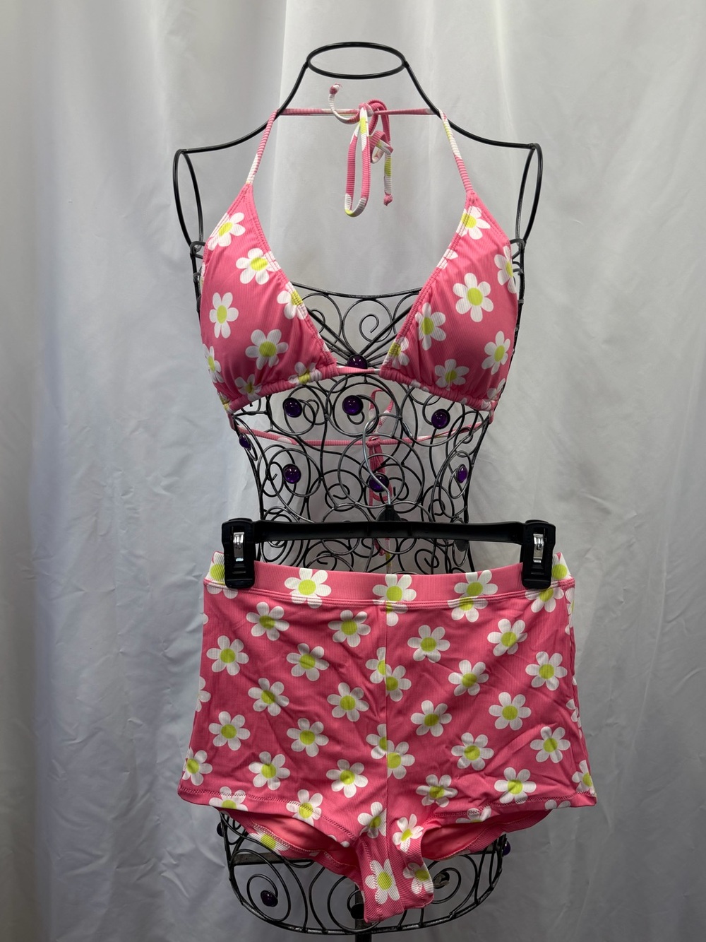 NWOT Forever 21 daisy print pink boyshort bikini set size L